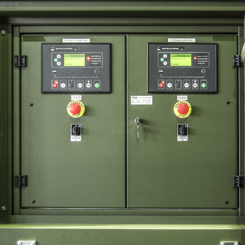 Kontenerowa Elektrownia Polowa KEP 2x125 - Panele sterowania